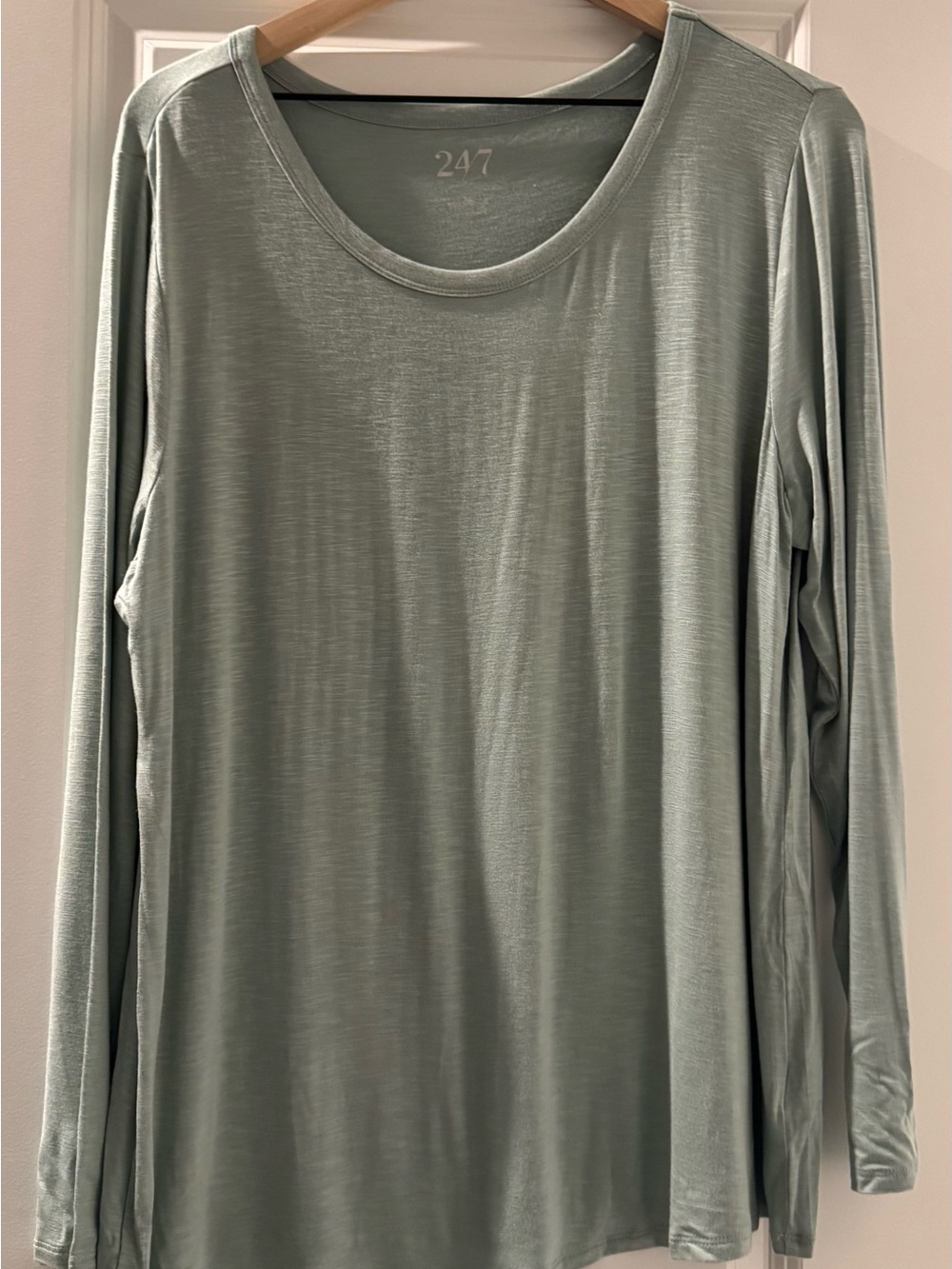 Maurices Long Sleeve Scoop Neck Tee - Sage Green